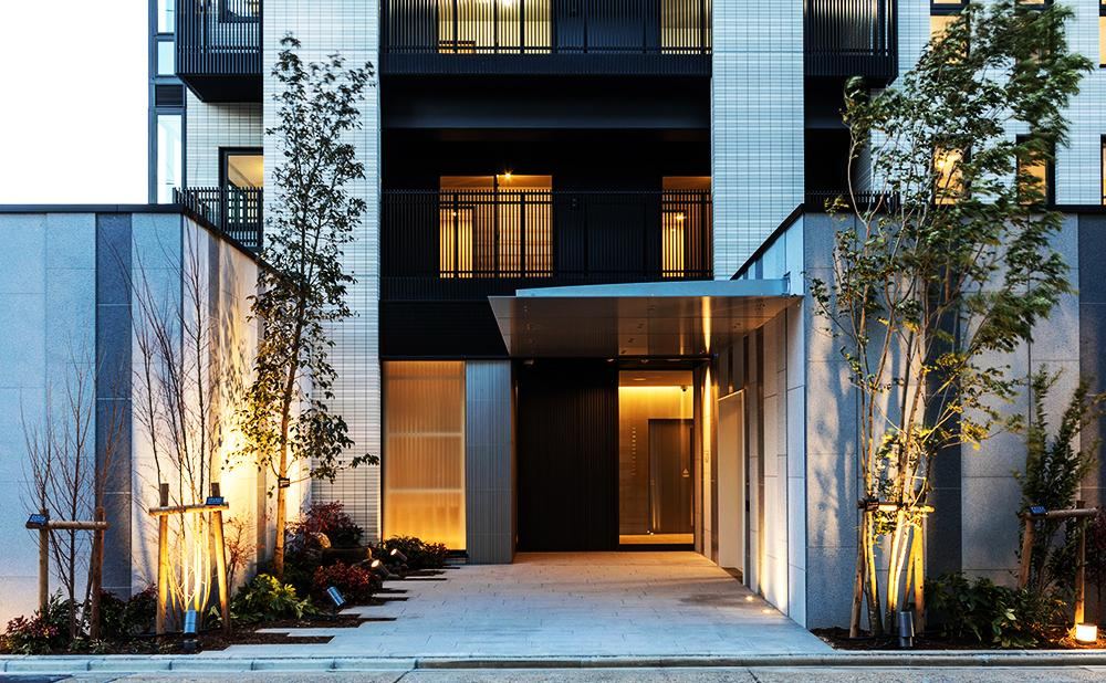 2LDK+S apartment in Higashi Ward, Nagoya, Aichi - Photo 1