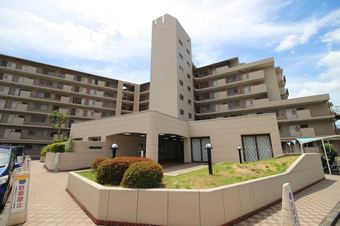 3LDK apartment in Nishinomiya