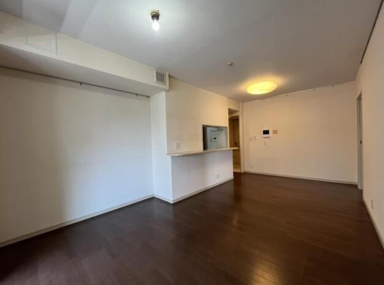 3LDK apartment in Chuo Ward, Osaka - Photo 1