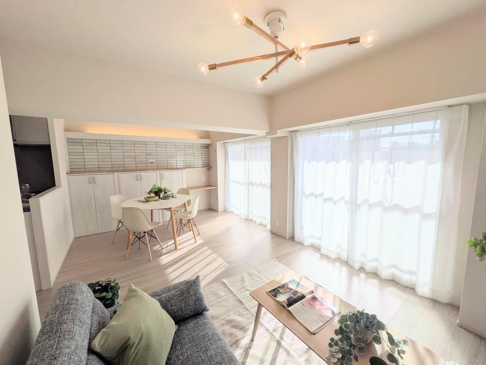 2LDK apartment in Nishiyodogawa Ward, Osaka - Photo 1