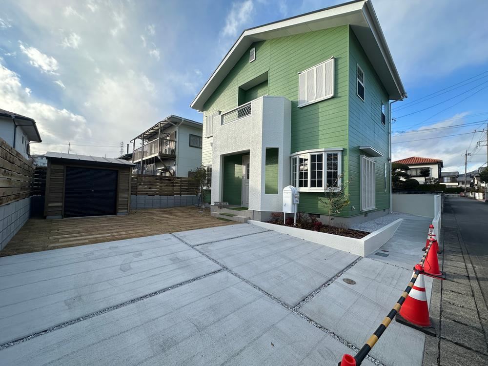 4LDK house in Kai, Yamanashi - Photo 1