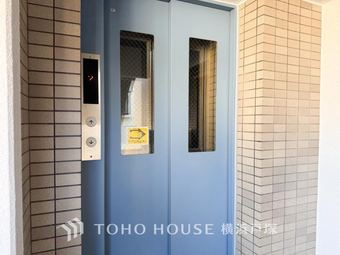 3LDK apartment in Saiwai Ward, Kawasaki