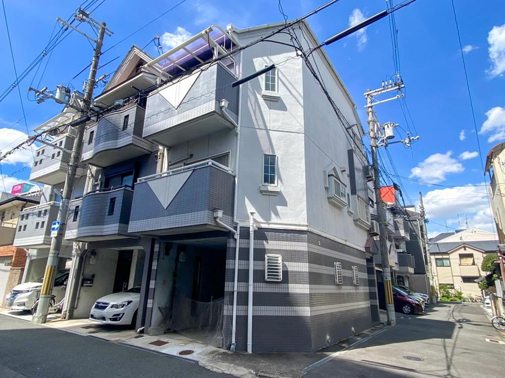 3LDK house in Higashiosaka, Osaka - Photo 1