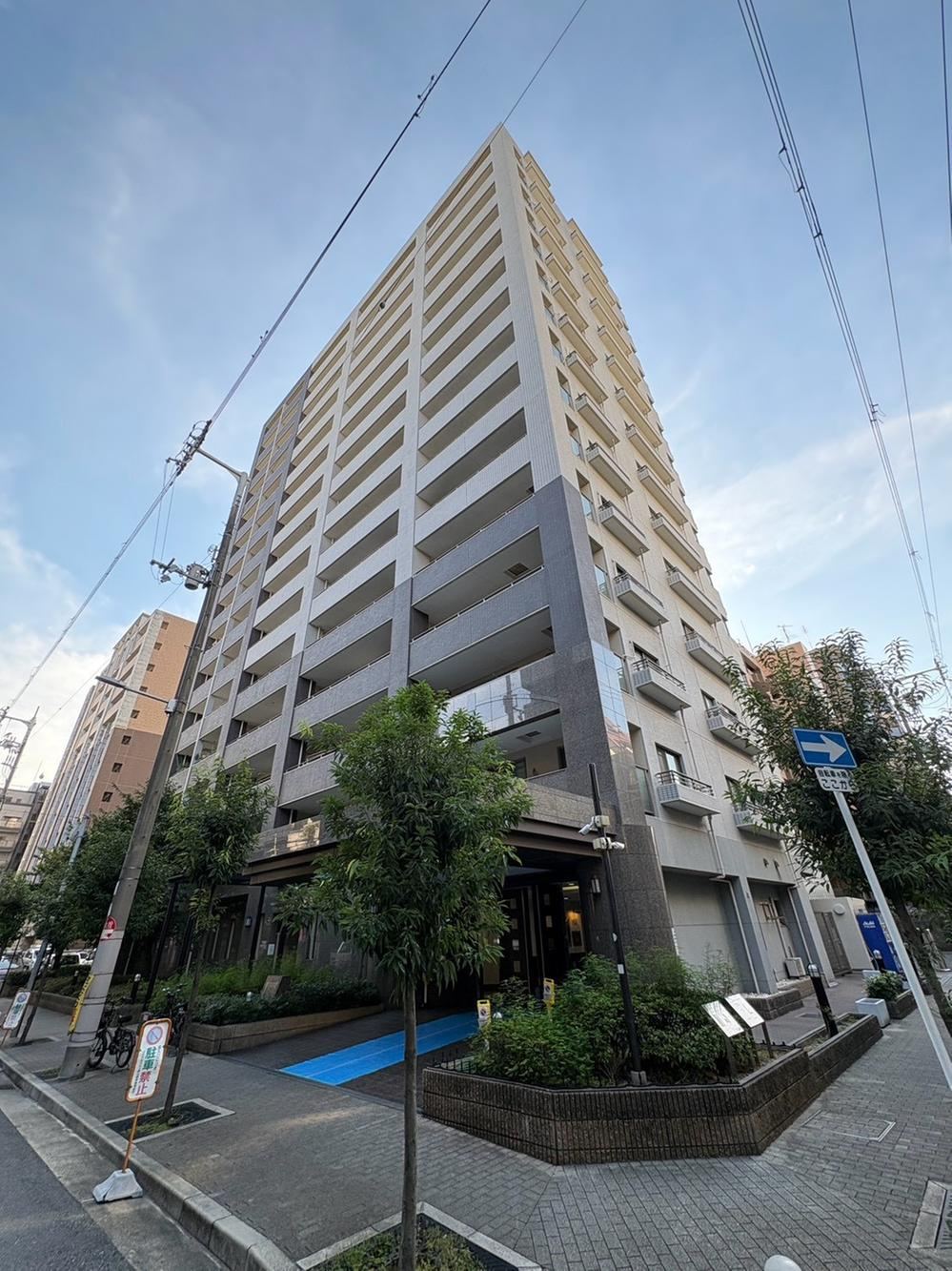 2LDK apartment in Chuo Ward, Osaka - Photo 1