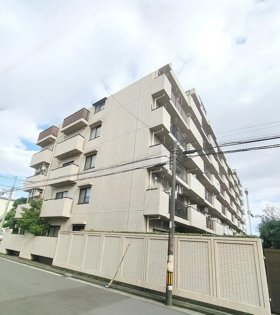 4LDK apartment in Kohoku Ward, Yokohama, Kanagawa - Photo 1