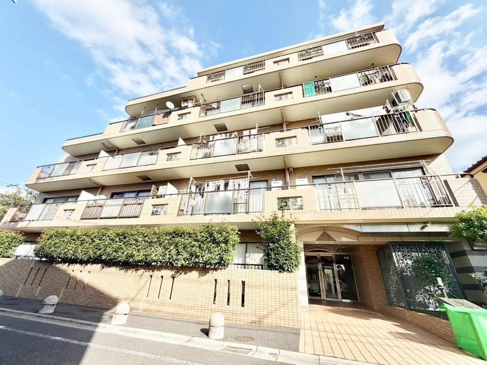 3LDK apartment in Adachi Ward, Tokyo - Photo 1