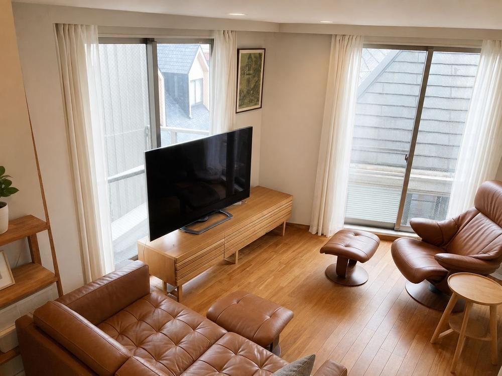 2LDK+2S apartment in Suginami Ward, Tokyo - Photo 1
