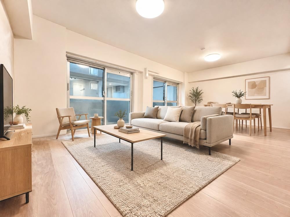 2LDK apartment in Suita, Osaka - Photo 1