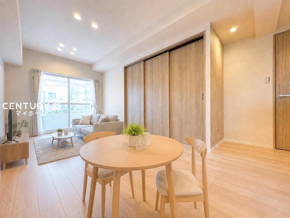 2LDK apartment in Yamato, Kanagawa - Photo 1