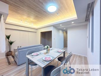 3LDK+S apartment in Koshigaya