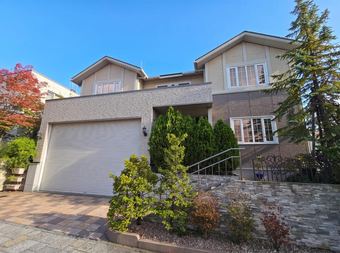 5LDK+S house in Kiyota Ward, Sapporo