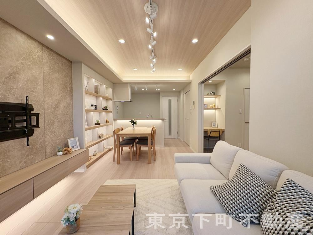 2LDK apartment in Sumida Ward, Tokyo - Photo 1
