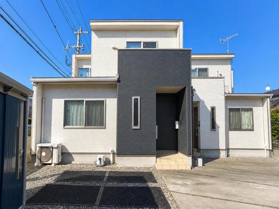 4LDK house in Yufu, Oita - Photo 1