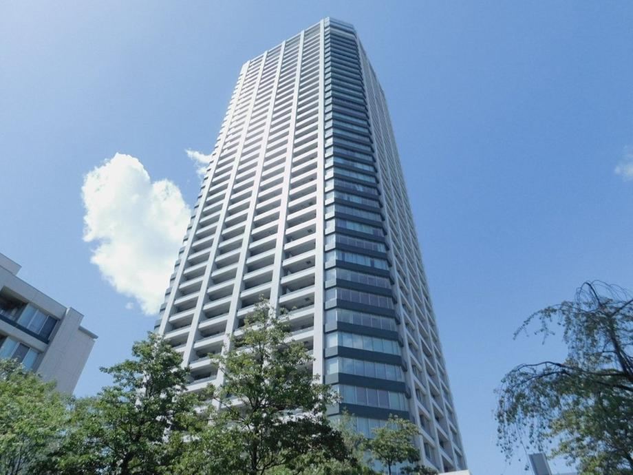 1LDK apartment in Minato Ward, Tokyo - Photo 1