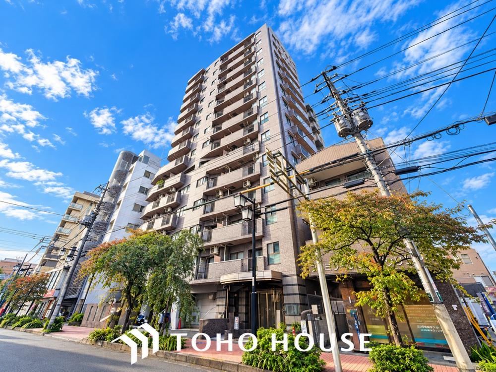 1LDK apartment in Fuchu, Tokyo - Photo 1