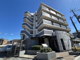 3LDK apartment in Kawanishi