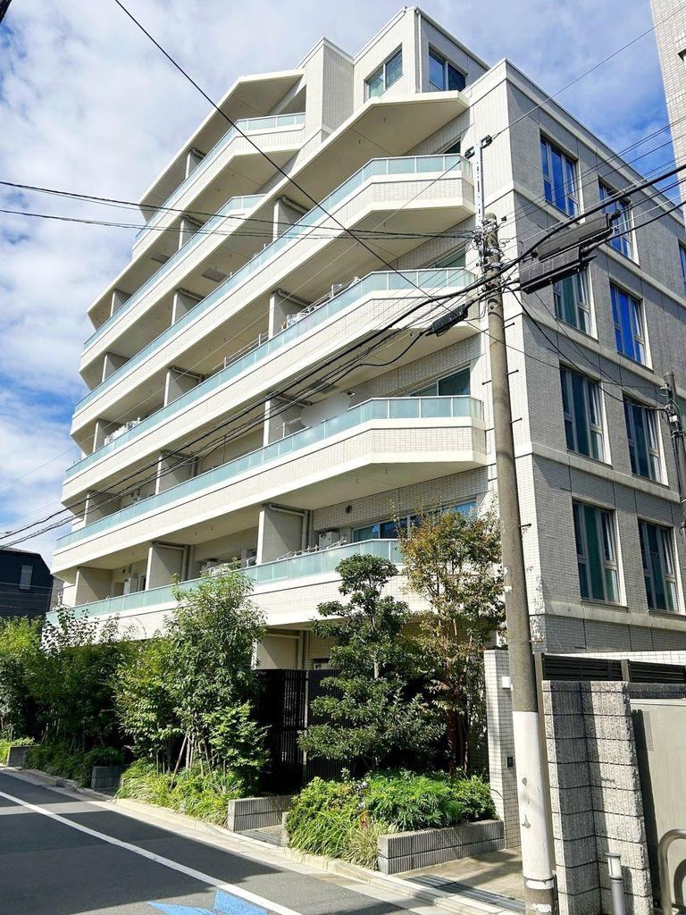 1LDK+S apartment in Ota Ward, Tokyo - Photo 1