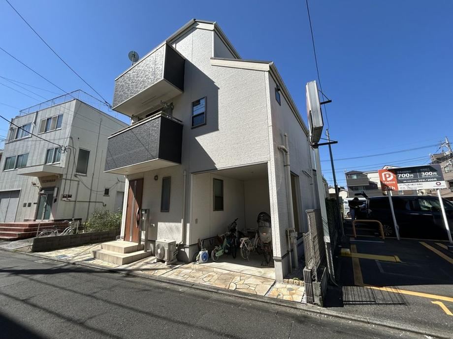 3LDK house in Ota Ward, Tokyo - Photo 1
