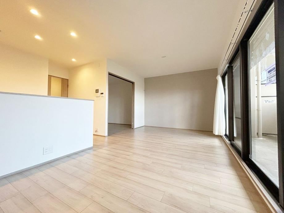 2LDK+S apartment in Nishinomiya, Hyogo - Photo 1