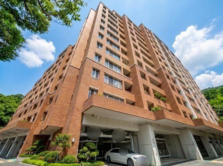 3LDK apartment in Suita, Osaka - Photo 1