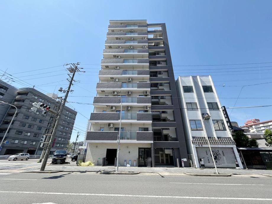 2LDK+S apartment in Naka Ward, Nagoya, Aichi - Photo 1