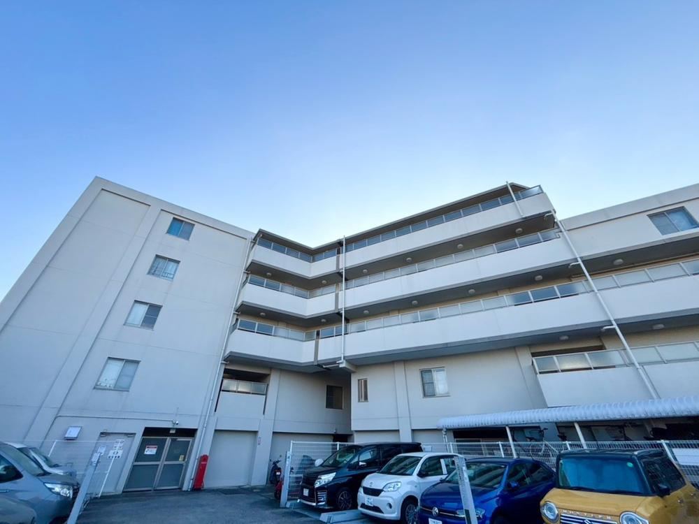 3LDK+S apartment in Takatsu Ward, Kawasaki, Kanagawa - Photo 1