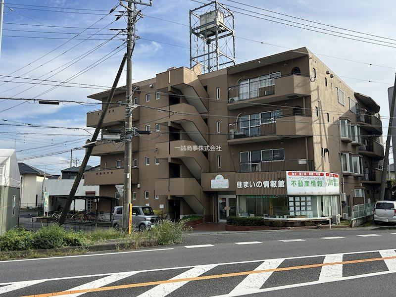 3DK apartment in Toride, Ibaraki - Photo 1
