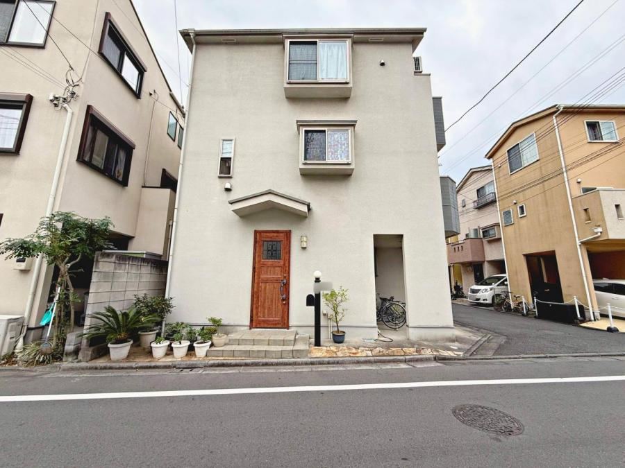 3LDK house in Arakawa Ward, Tokyo - Photo 1