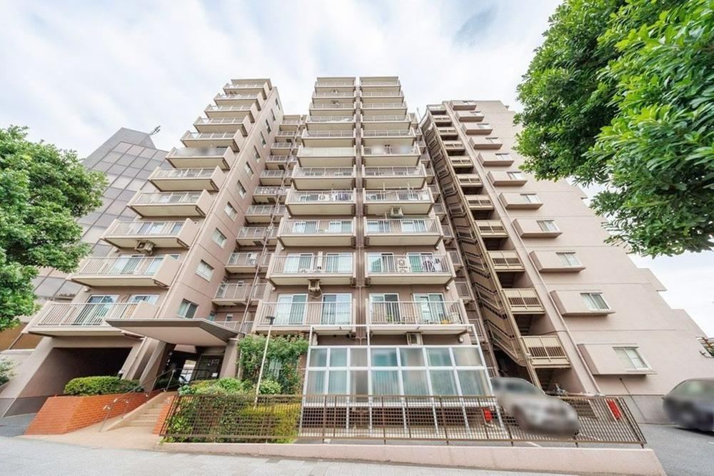 2DK apartment in Shinagawa Ward, Tokyo - Photo 1