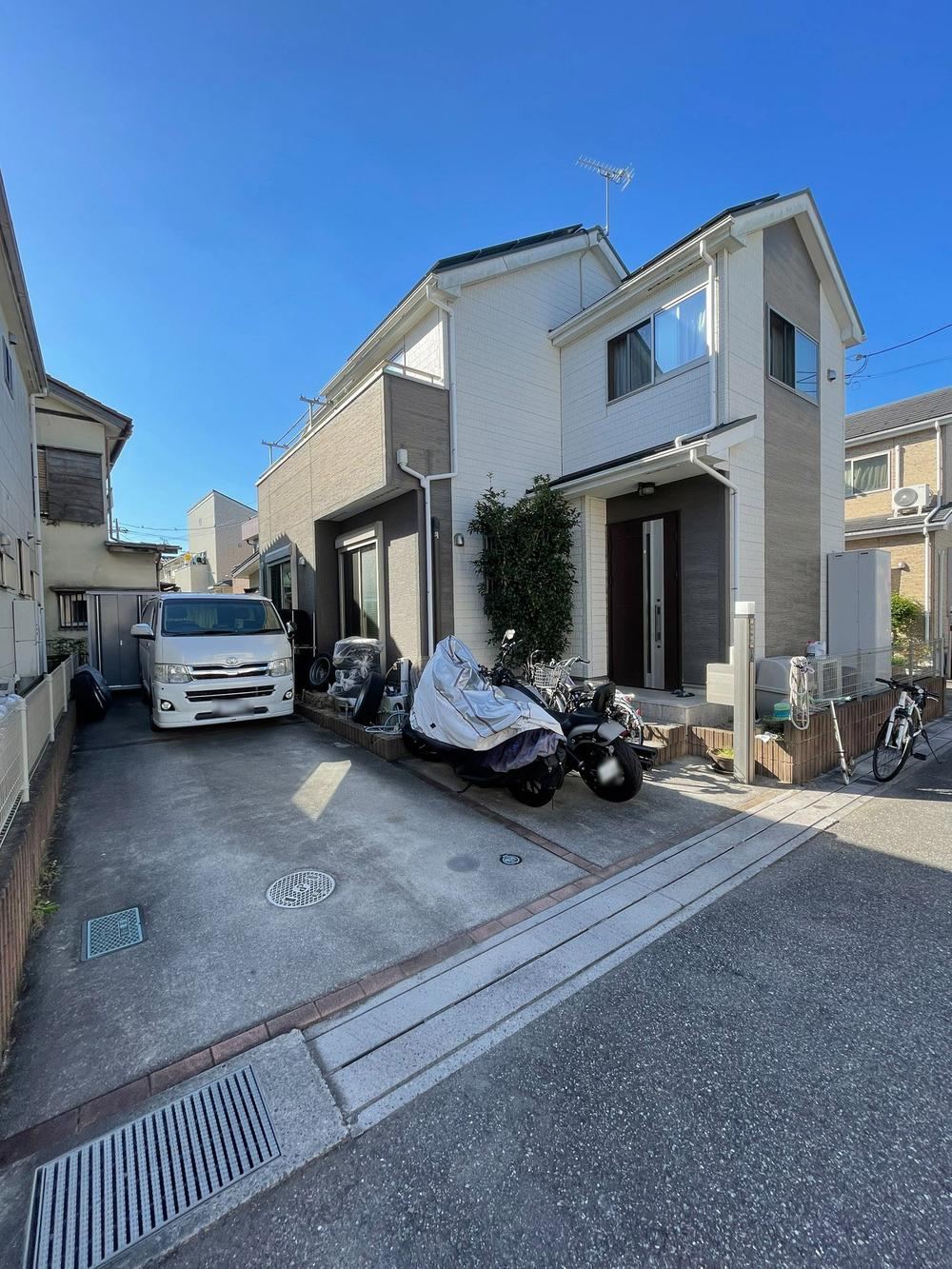 4LDK house in Soka, Saitama - Photo 1