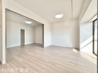 3LDK apartment in Ebina