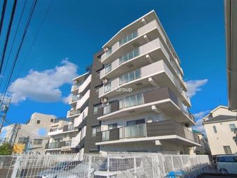 2LDK+S apartment in Zama