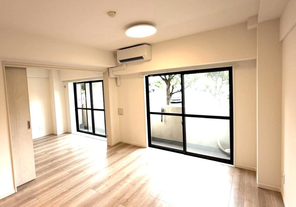 2LDK apartment in Setagaya Ward, Tokyo - Photo 1