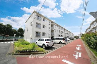 3DK apartment in Chigasaki