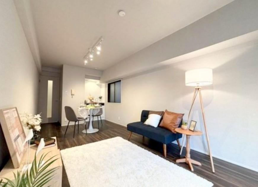 1LDK apartment in Shinjuku Ward, Tokyo - Photo 1