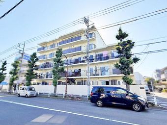3LDK apartment in Fuchu