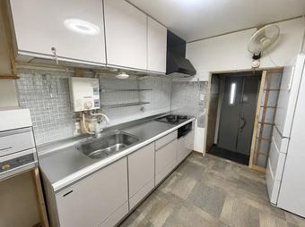 3DK house in Tsurumi Ward