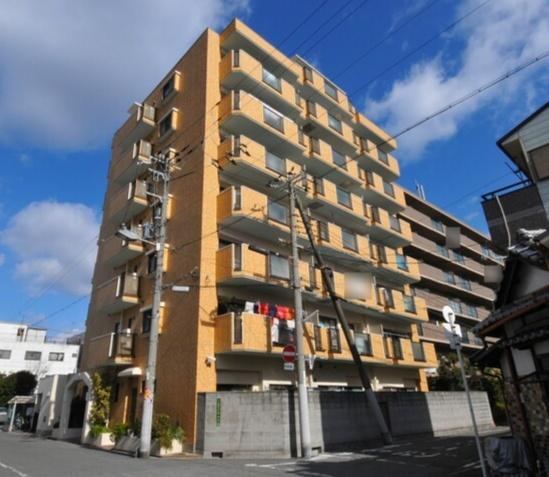 3LDK apartment in Joto Ward, Osaka - Photo 1