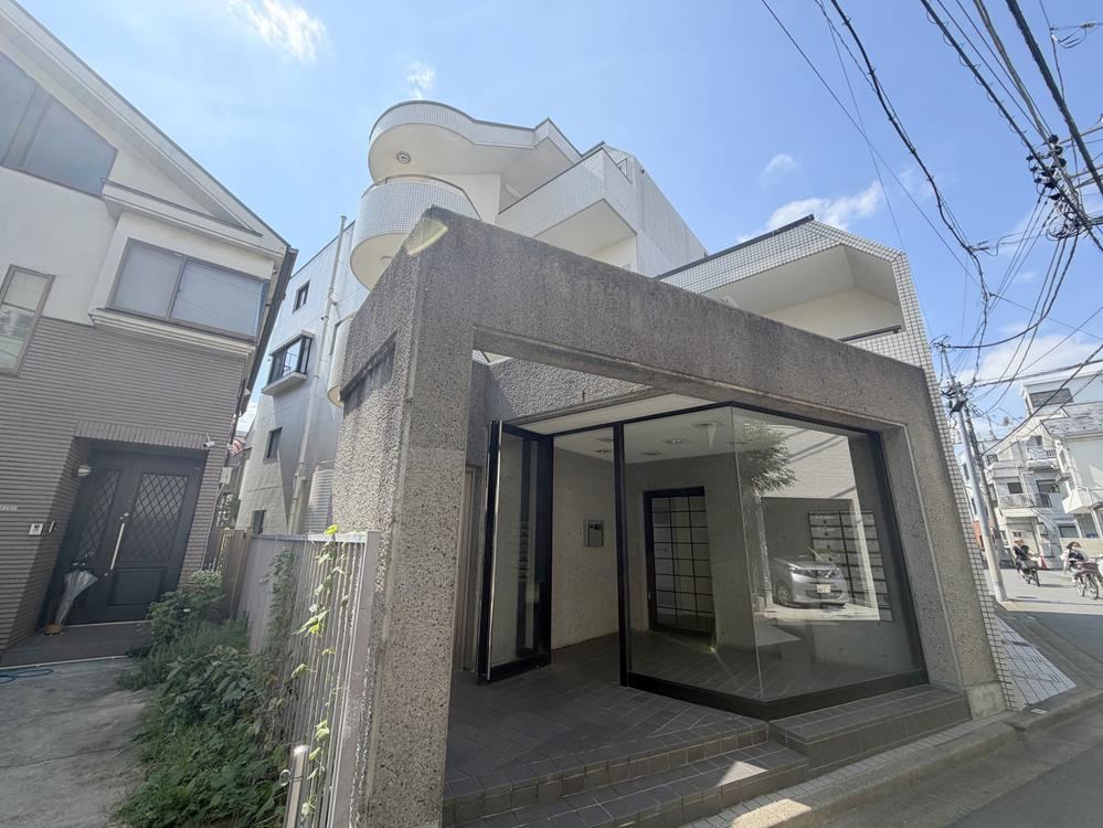 studio apartment in Setagaya Ward, Tokyo - Photo 1