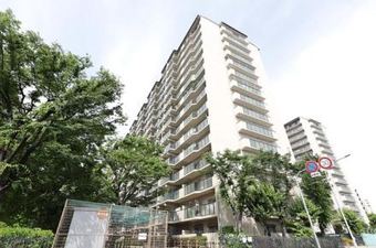 3LDK apartment in Miyakojima Ward