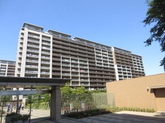 4LDK apartment in Narashino