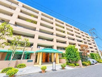 3LDK apartment in Takatsu Ward, Kawasaki