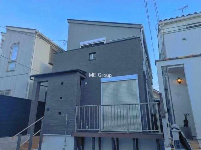3LDK house in Fujisawa, Kanagawa - Photo 1