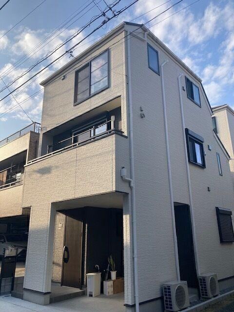 3LDK house in Kita Ward, Tokyo - Photo 1