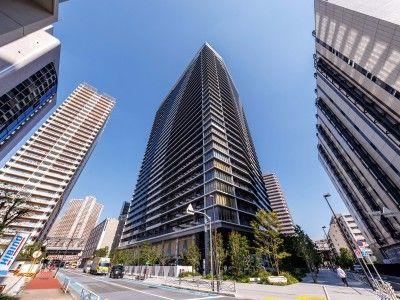 3LDK apartment in Minato Ward, Tokyo - Photo 1