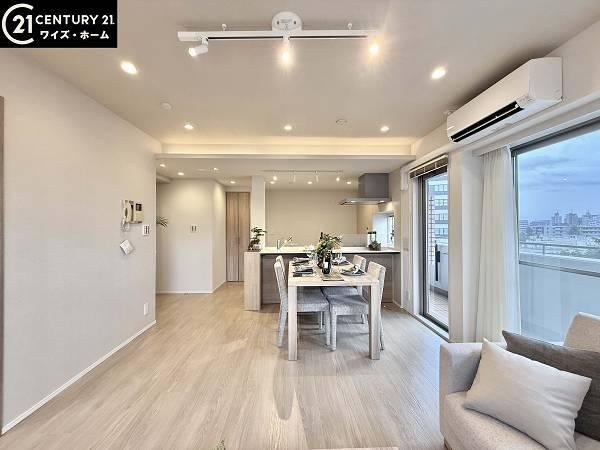 3LDK apartment in Nakano Ward, Tokyo - Photo 1