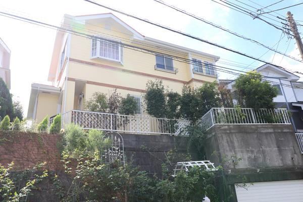 3LDK house in Hiratsuka, Kanagawa - Photo 1