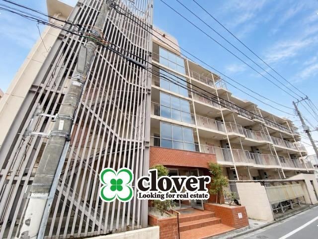 2LDK apartment in Setagaya Ward, Tokyo - Photo 1