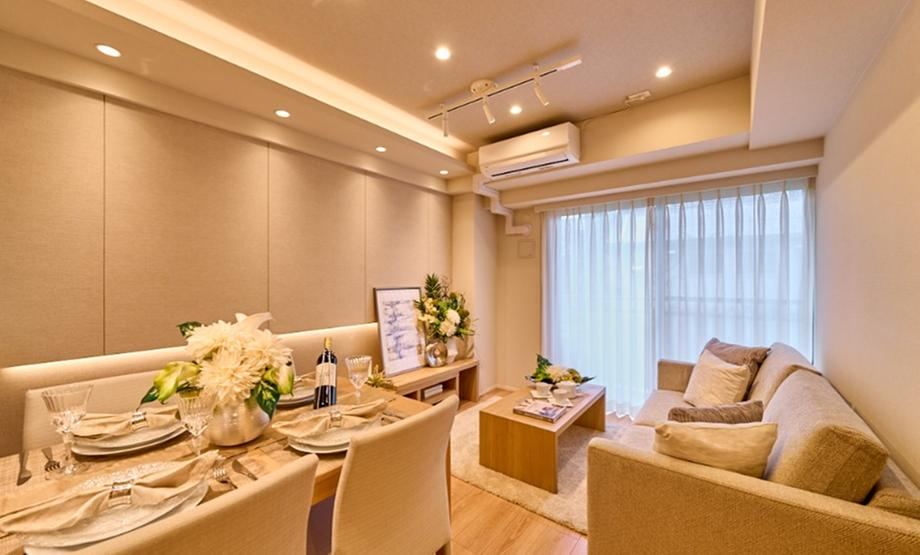 2LDK+S apartment in Shinjuku Ward, Tokyo - Photo 1