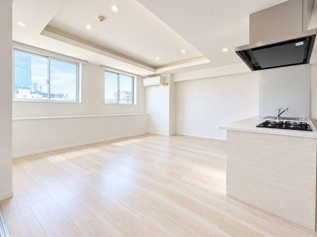 2LDK apartment in Chuo Ward, Tokyo - Photo 1